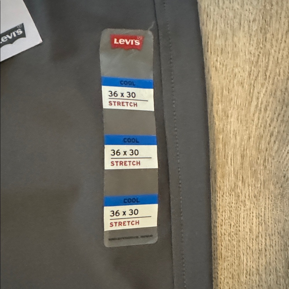 Levi's Men's Chino Standard Taper Pant - Picture 3 of 4